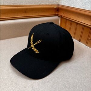 Top threads SnapBack hat stitched